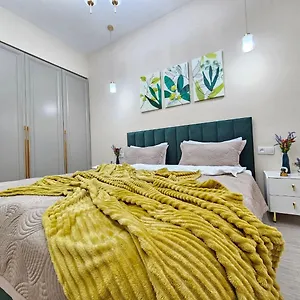 2 Apartment, жк комфорт сити Flat 62 Апартаменты